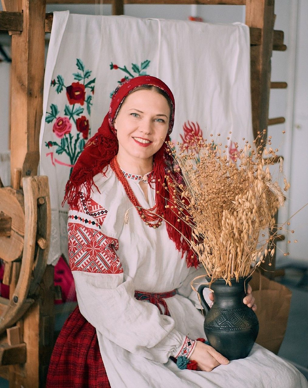 Women in Slavic costumes in Bamako